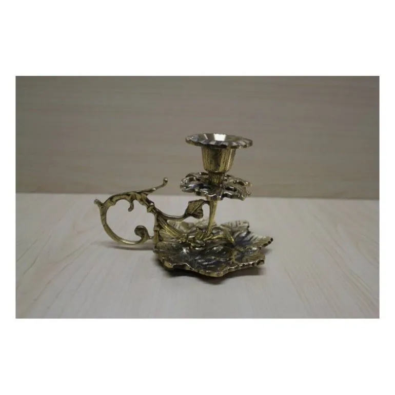 Articles Religieux JP Le chandelier et lampe à huile -^ Chandelier / Candelabre