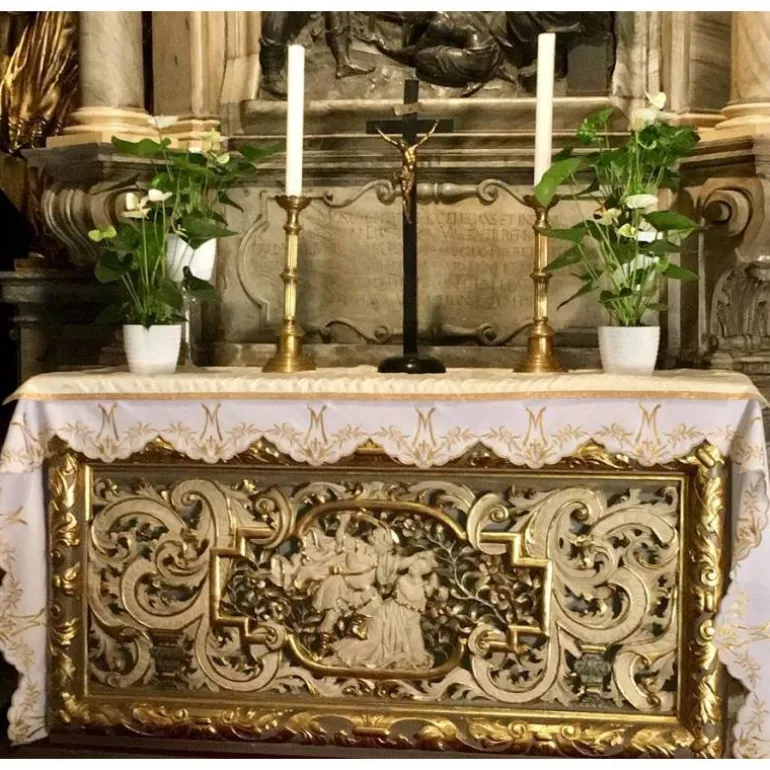 Articles Religieux JP nappe d'autel brodée ave maria^ Nappe Mariale | Vendu Par Metre