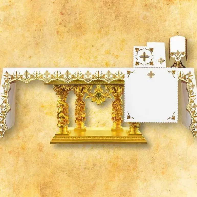 Articles Religieux JP nappe d'autel dorée pour messe^ Vendu Par Metre